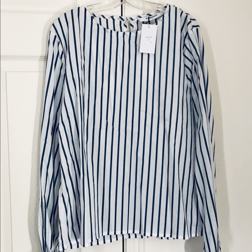 Montreal Boutique blouse size Medium